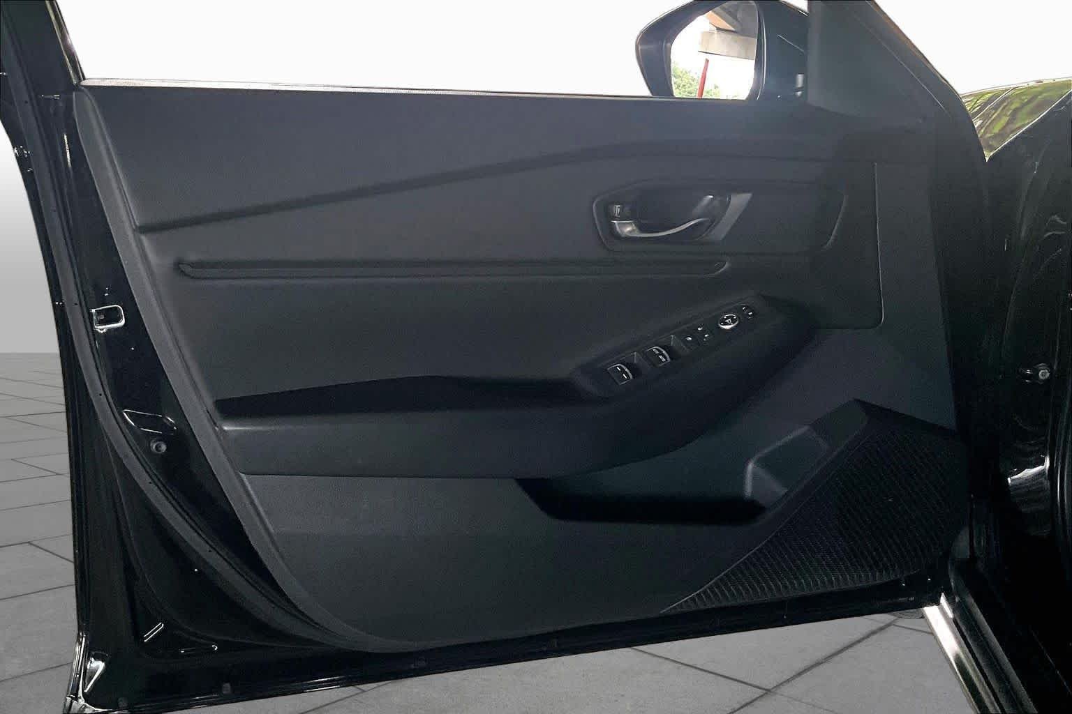 Used 2023 Crystal Black Pearl Honda EX image 20