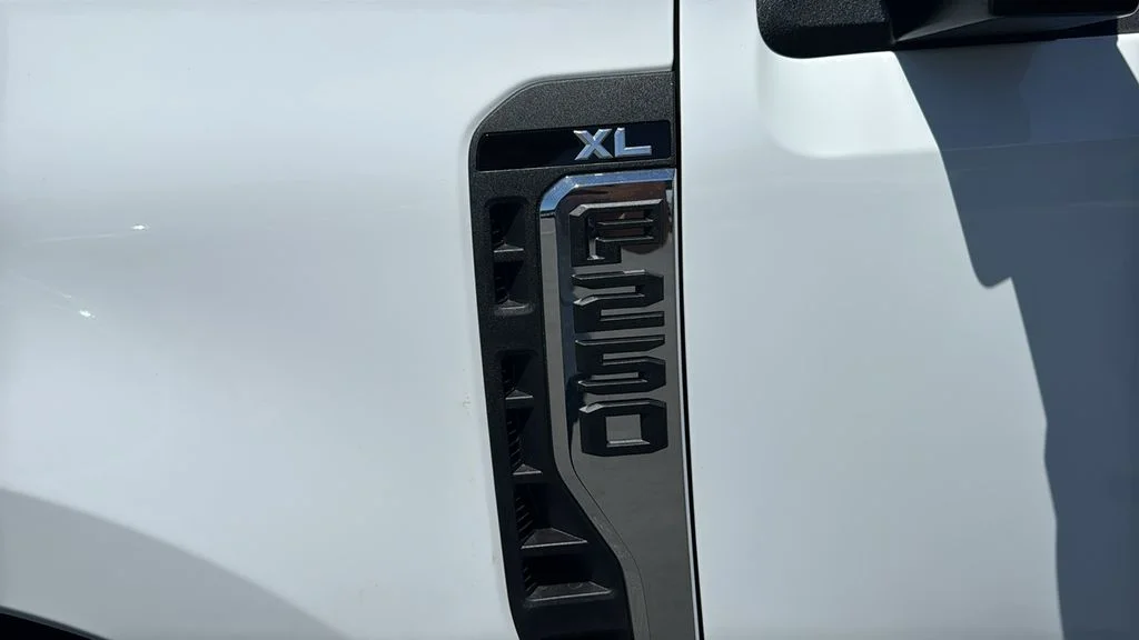 New 2026 Oxford White Ford F-250® XL image 5