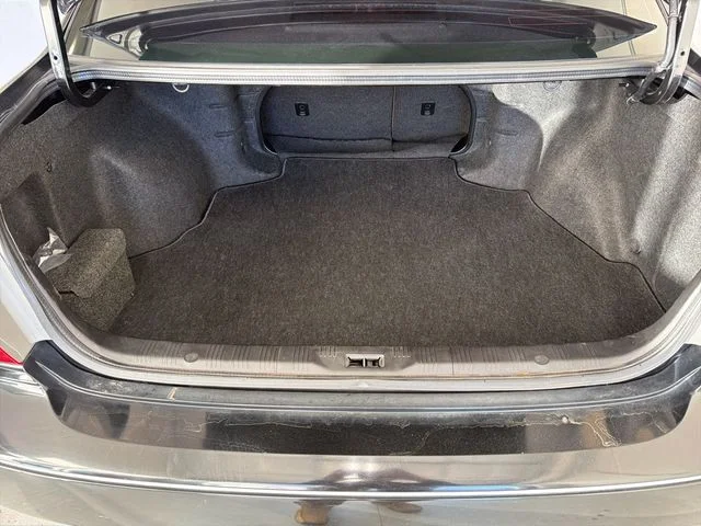 Used 2000 Black Obsidian INFINITI  image 19