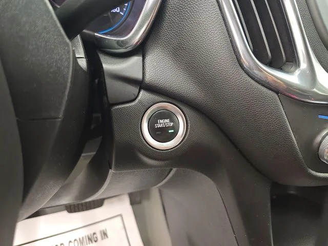 Used 2019 Pacific Blue Metallic Chevrolet LT image 27