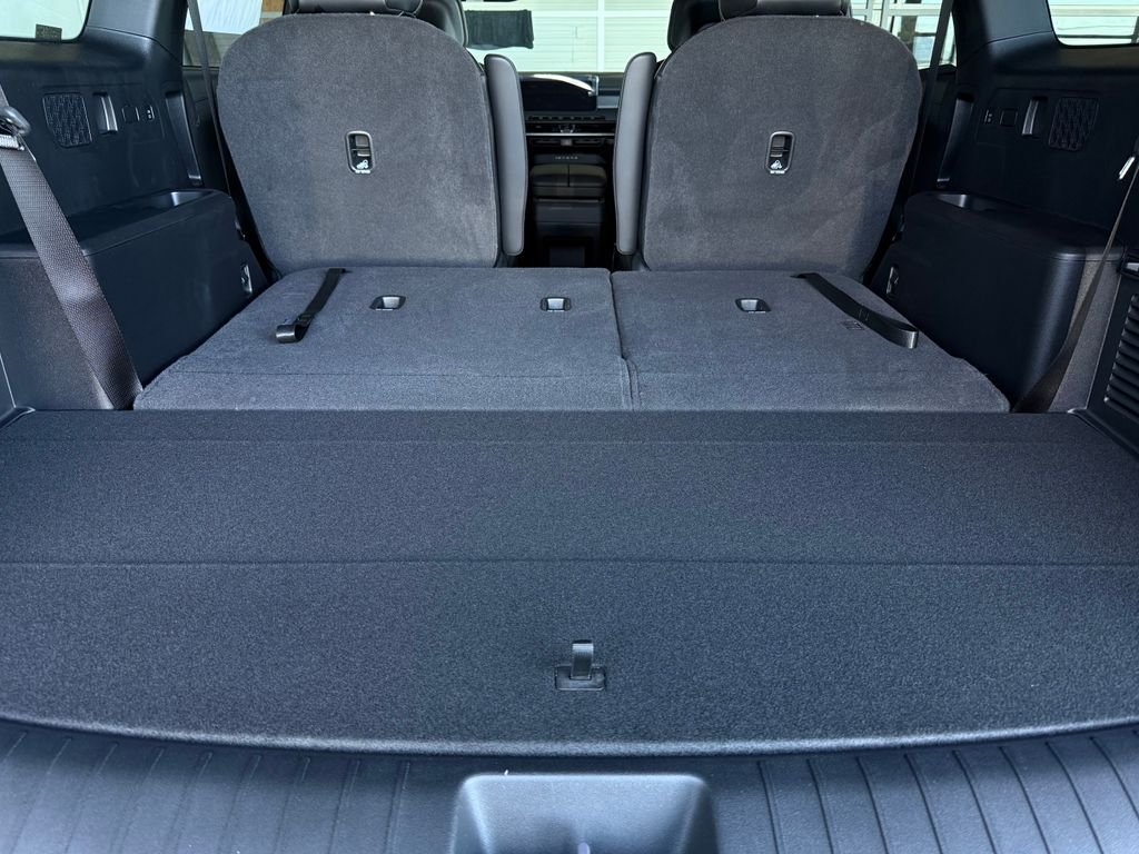 New 2027 Black Jade Green Kia X-Line EX image 10