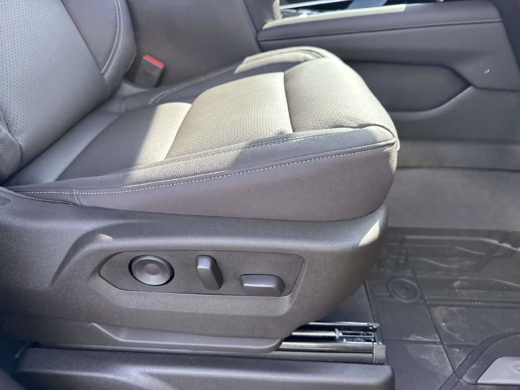 2026 Chevrolet Tahoe LS - Photo 30
