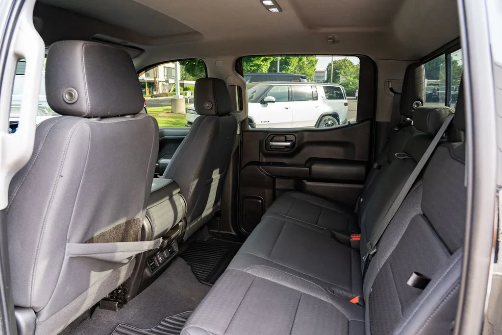 Used 2020 Black Chevrolet LT image 24