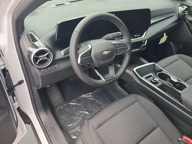 New 2027 Summit White Chevrolet LT image 19