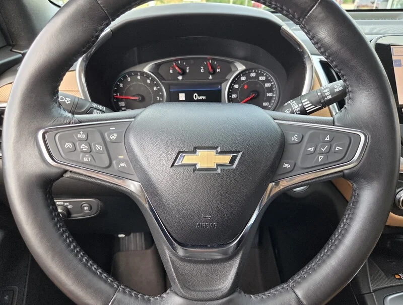 Used 2019 Black Metallic CHEVROLET FWD 4dr Premier w/1LZ image 41