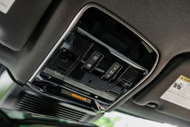 2026 Land Rover Range Rover SE - Photo 43