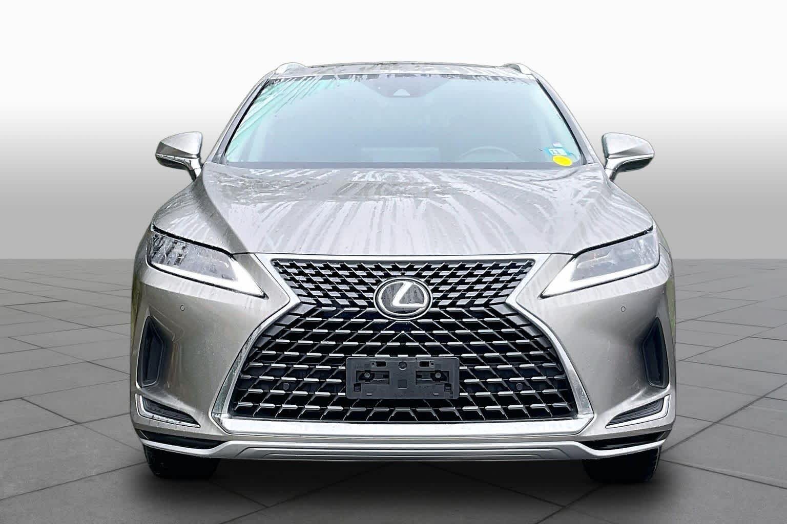Used 2021 Atomic Silver Lexus  image 3