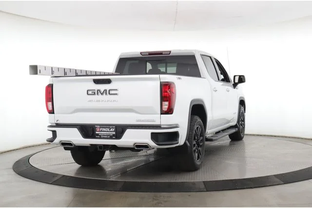 Used 2025 White GMC Elevation image 7