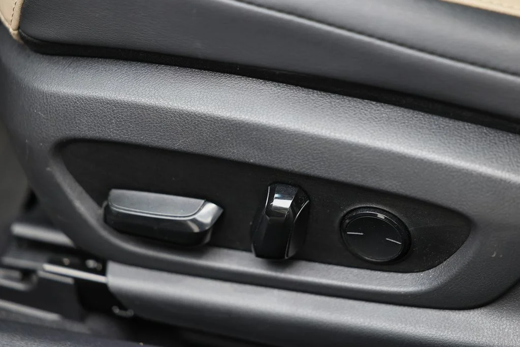 Used 2021 Obsidian Lexus 350 image 20