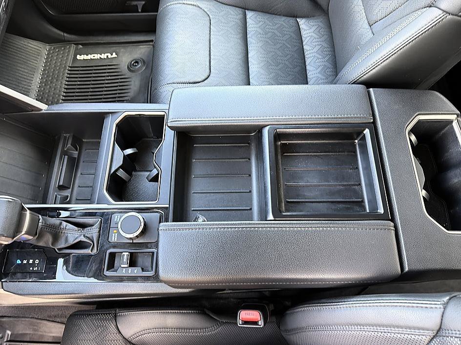 Used 2024 Ice Cap Toyota SR5 image 17