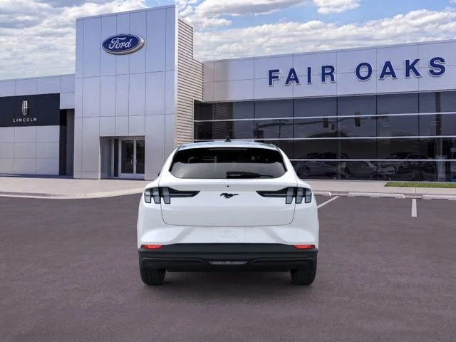 New 2026 Star White Metallic Tri-coat Ford Premium image 5