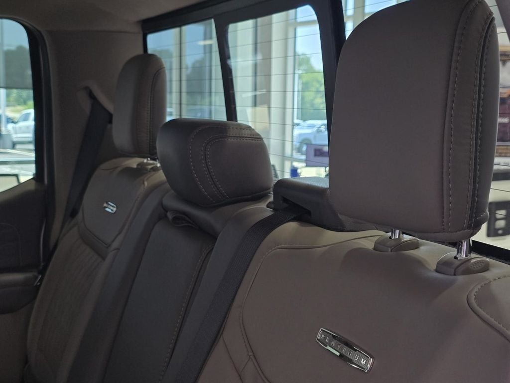 New 2026 Star White Metallic Tri-Coat Ford Platinum® image 19
