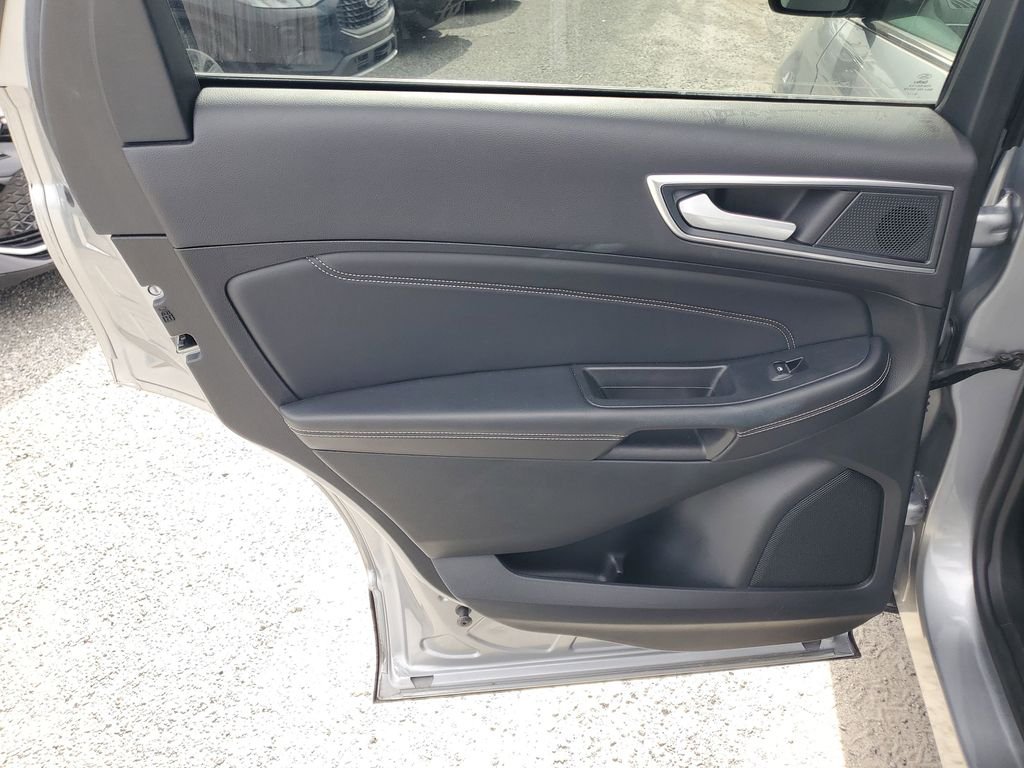 2024 Ford Edge Titanium - Photo 31