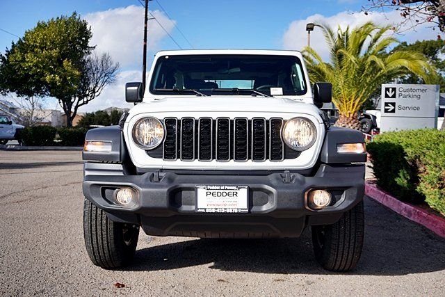 New 2026 Bright White Clear-Coat Exterior Paint Jeep Sport image 5