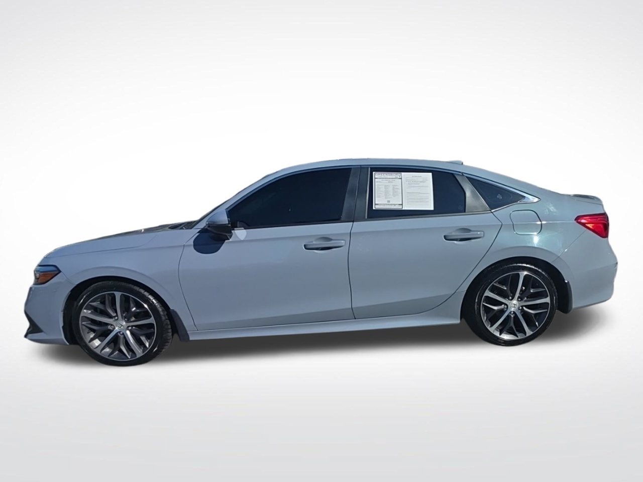 Used 2024  Honda Touring image 2