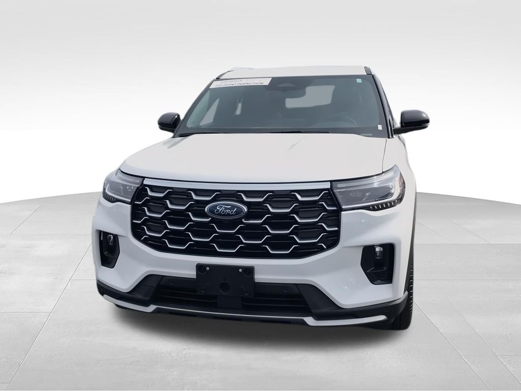 Used 2025 White Ford Platinum image 3