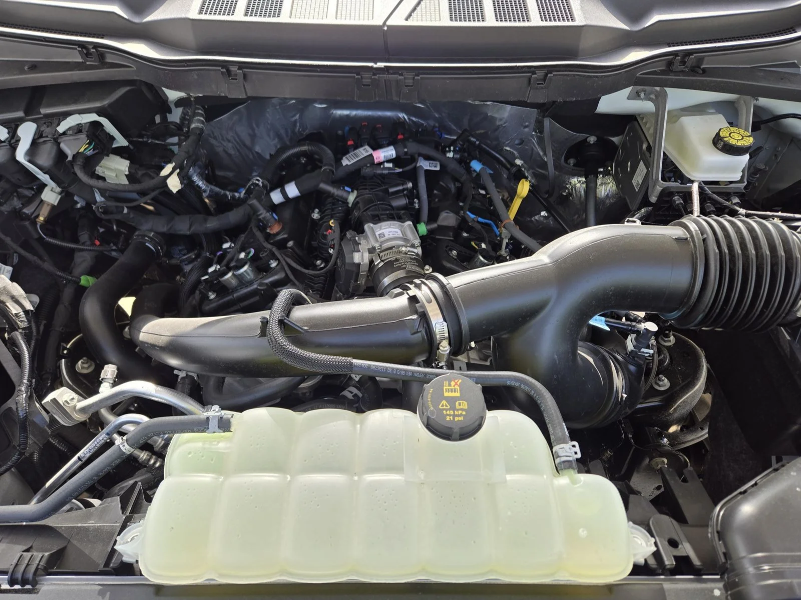 New 2026 Oxford White Ford STX® image 19