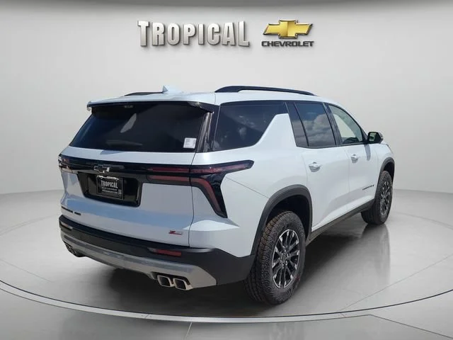 New 2026 Polar White Tricoat Chevrolet Z71 image 3