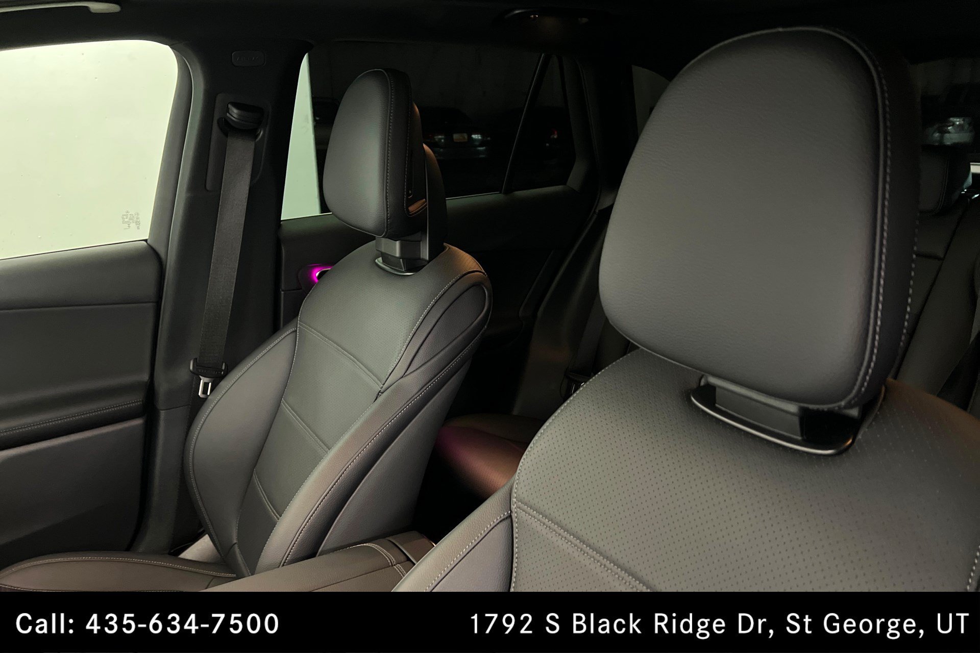 Certified Used 2026 Black Mercedes-Benz GLC 300 image 18