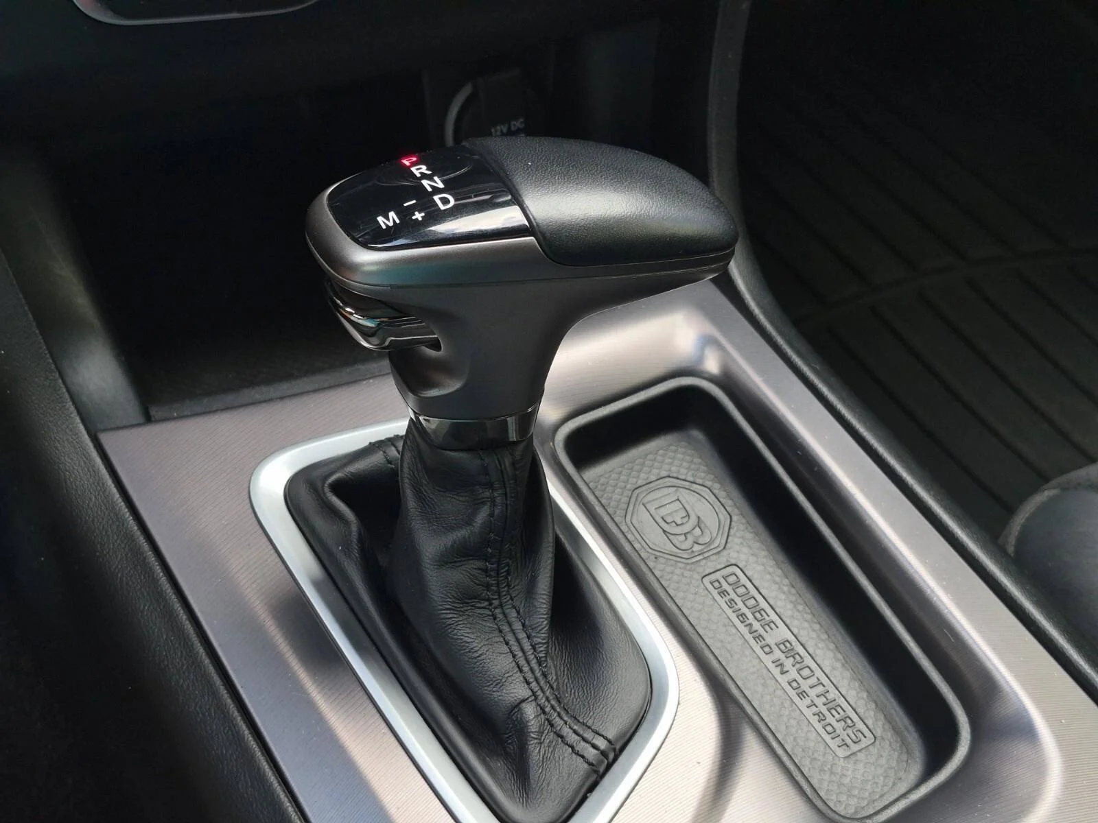 Used 2022 White Knuckle Clearcoat Dodge R/T image 26