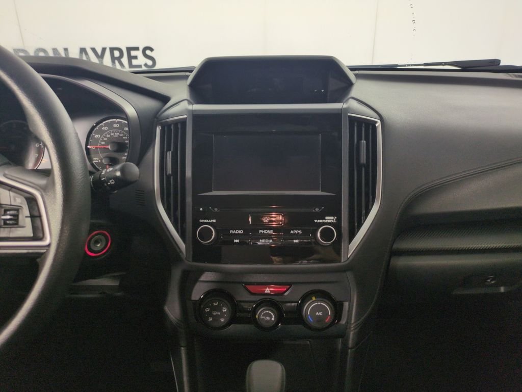Used 2019 Gray Metallic Subaru 2.0i Premium image 18