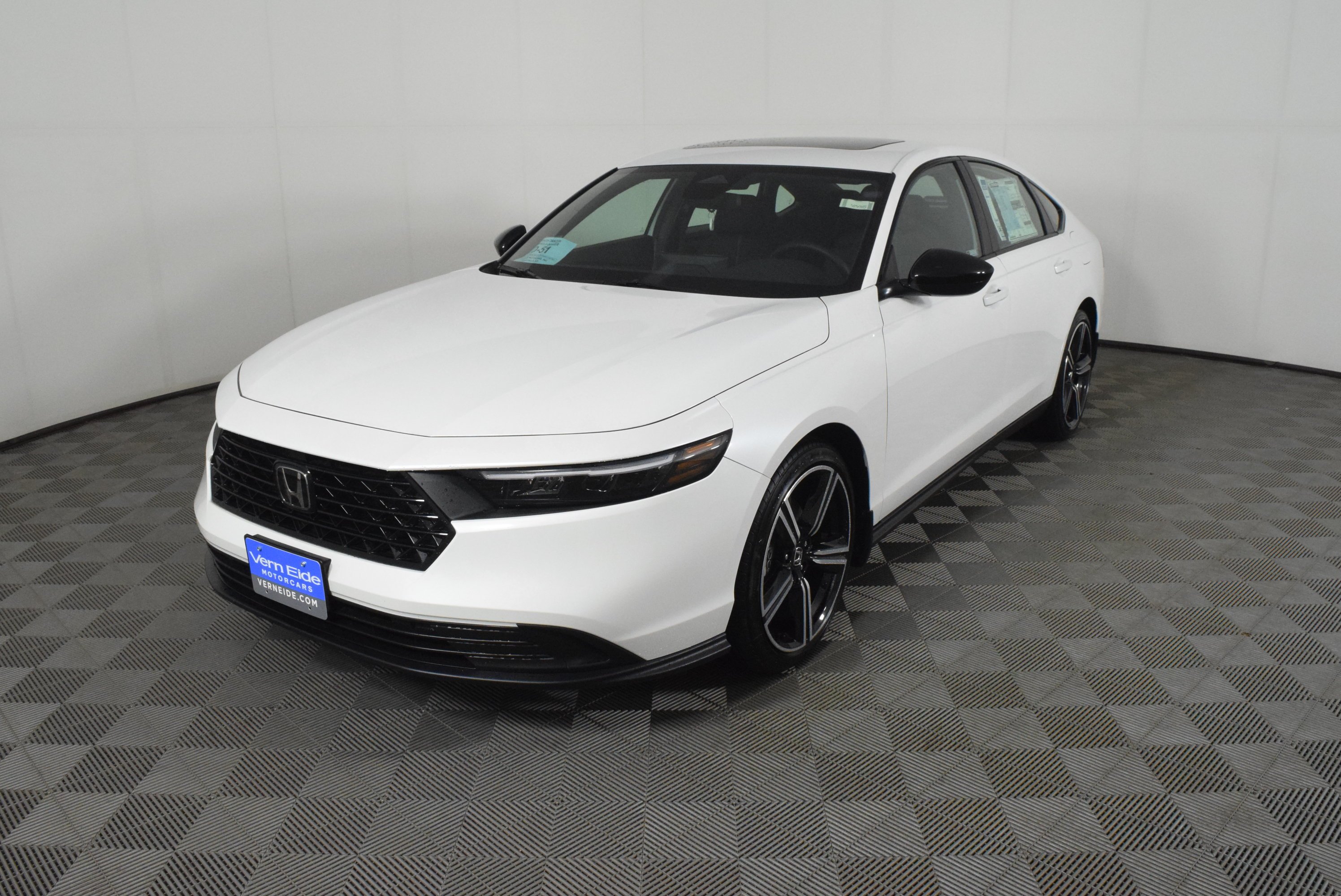2026 Honda Accord Hybrid Sport - Photo 10