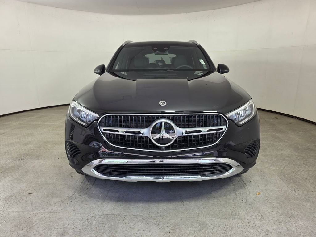 New 2026 Obsidian Black Metallic Mercedes-Benz GLC 300 image 2