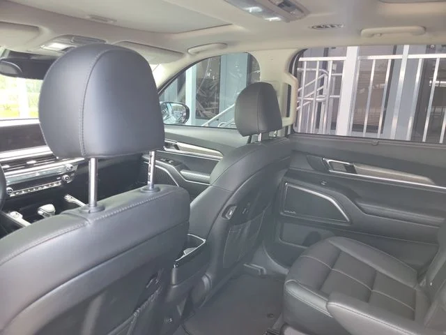 Used 2021 White Kia SX image 30