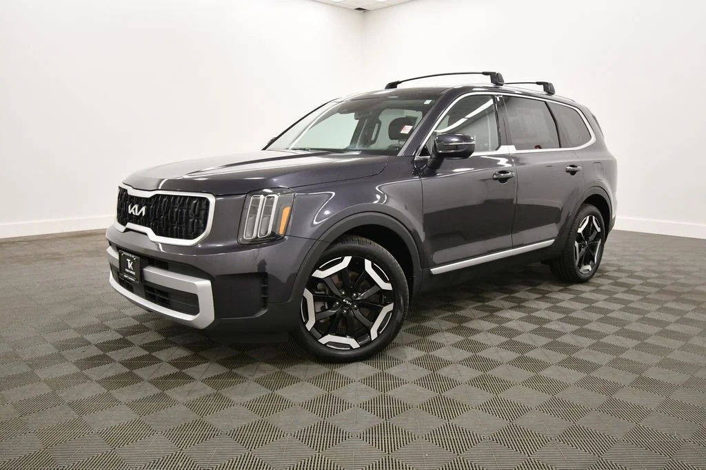 Certified 2025 Kia Telluride EX with VIN 5XYP3DGC8SG664475 for sale in Rochester, Minnesota