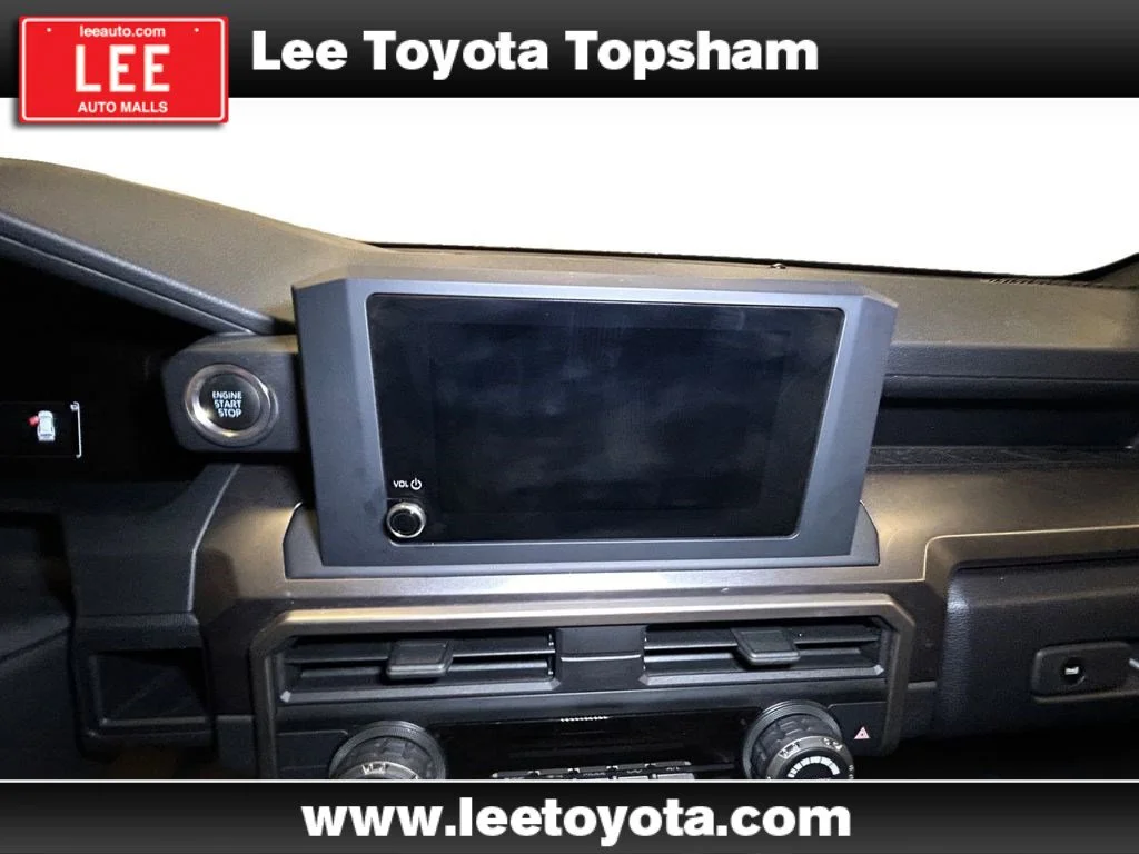Used 2025 Underground Toyota SR5 image 10