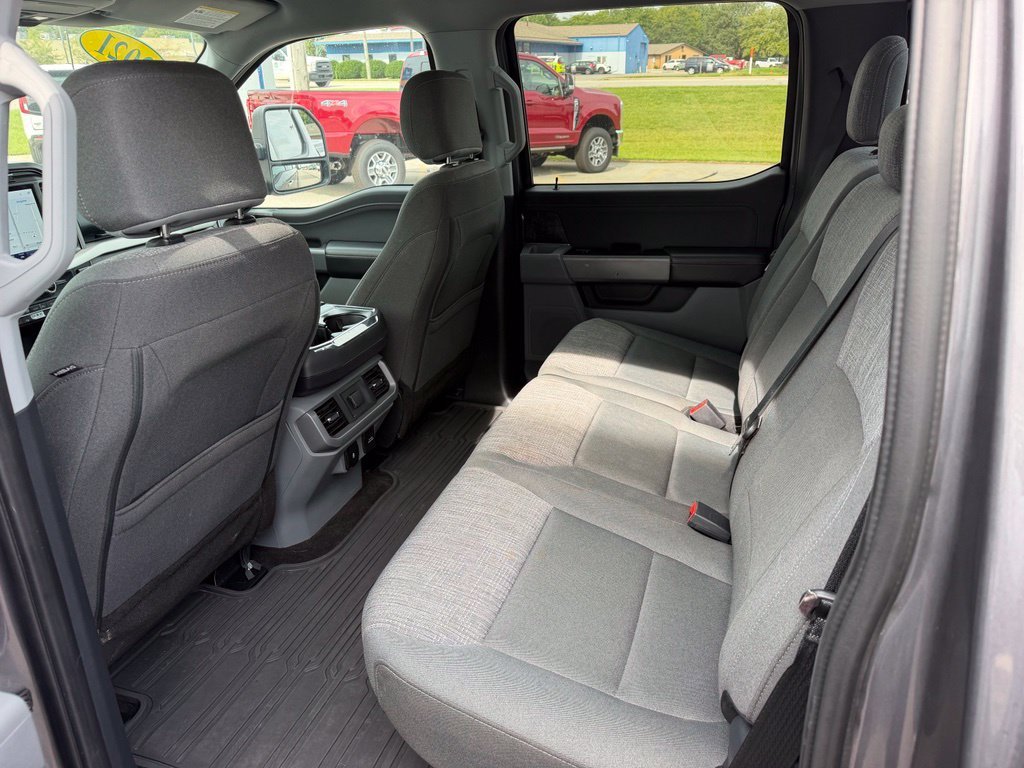 Used 2021 Gray Ford XLT image 9