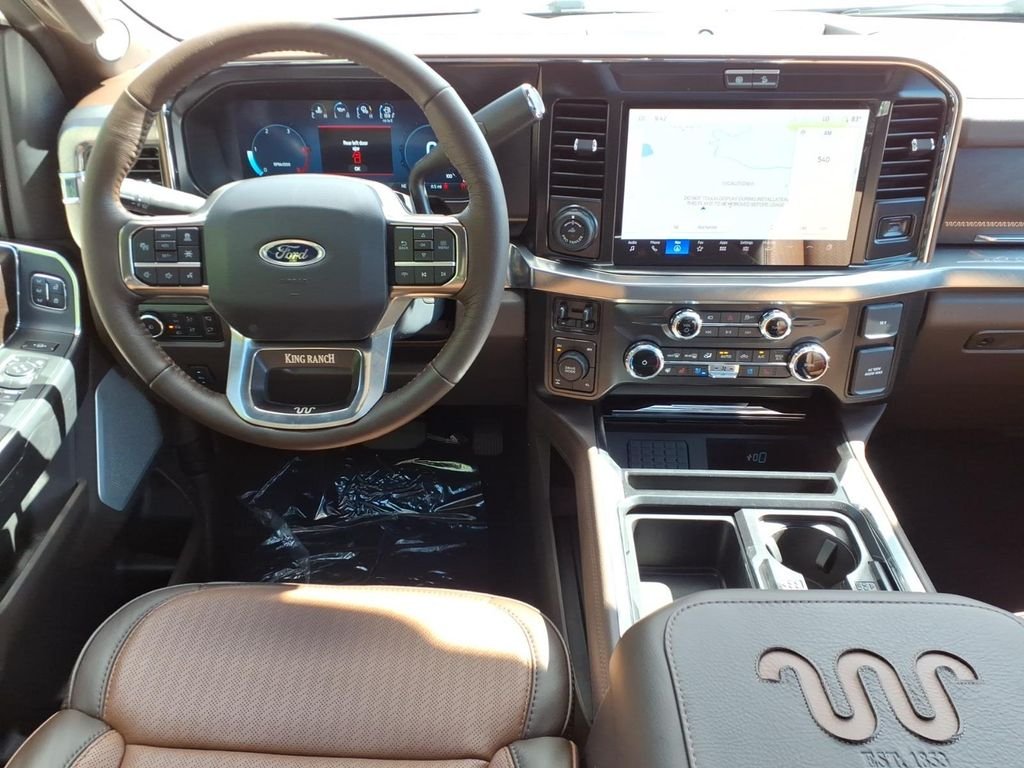 New 2026 Star White Metallic Tri-Coat Ford F-350® King Ranch® image 18