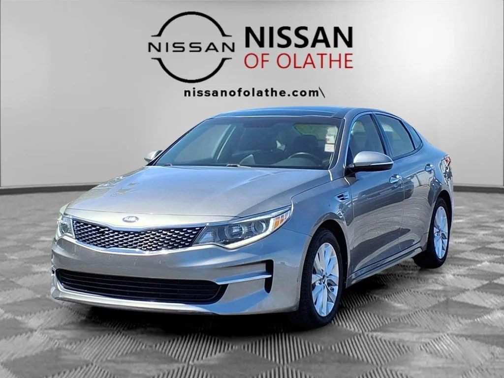 2018 Kia Optima EX AT's photo