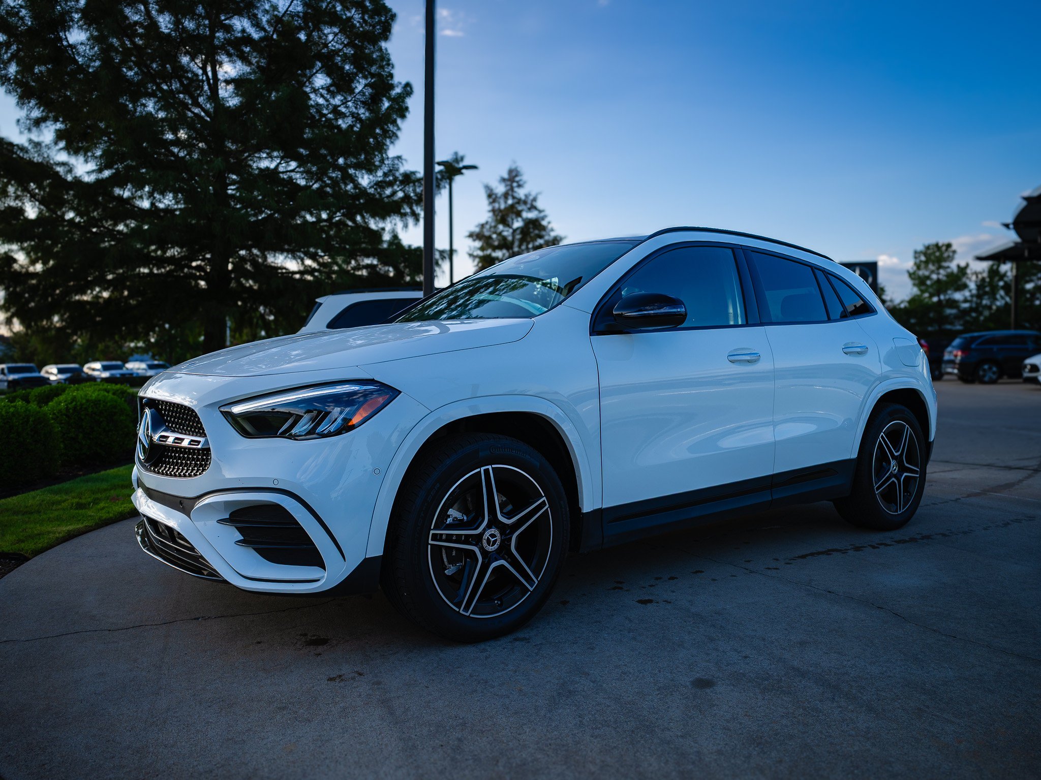Certified Used 2025 Polar White Mercedes-Benz GLA 250 image 3