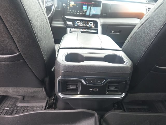 Used 2023 ONYX BLACK GMC Denali image 38