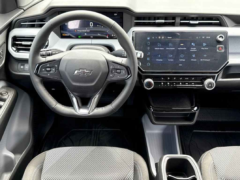 2027 Chevrolet Bolt LT - Photo 14