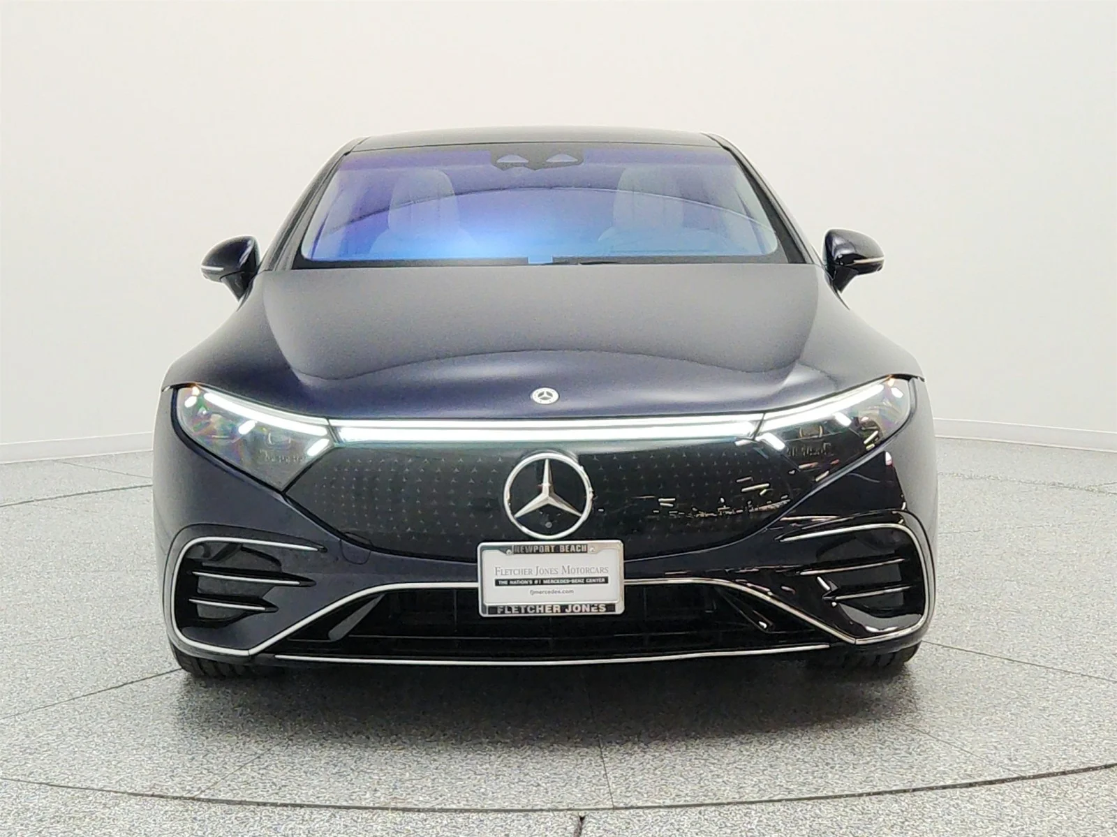 Used 2023 Nautical Blue Metallic Mercedes-Benz EQS 580 4MATIC® Sedan image 2