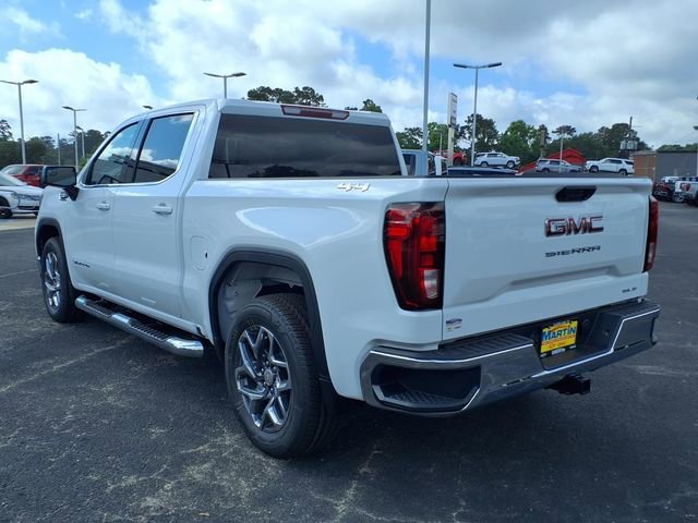 New 2026 Summit White GMC SLE image 4