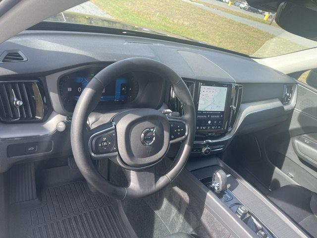 Used 2024 Blue Volvo Core Dark Theme image 18