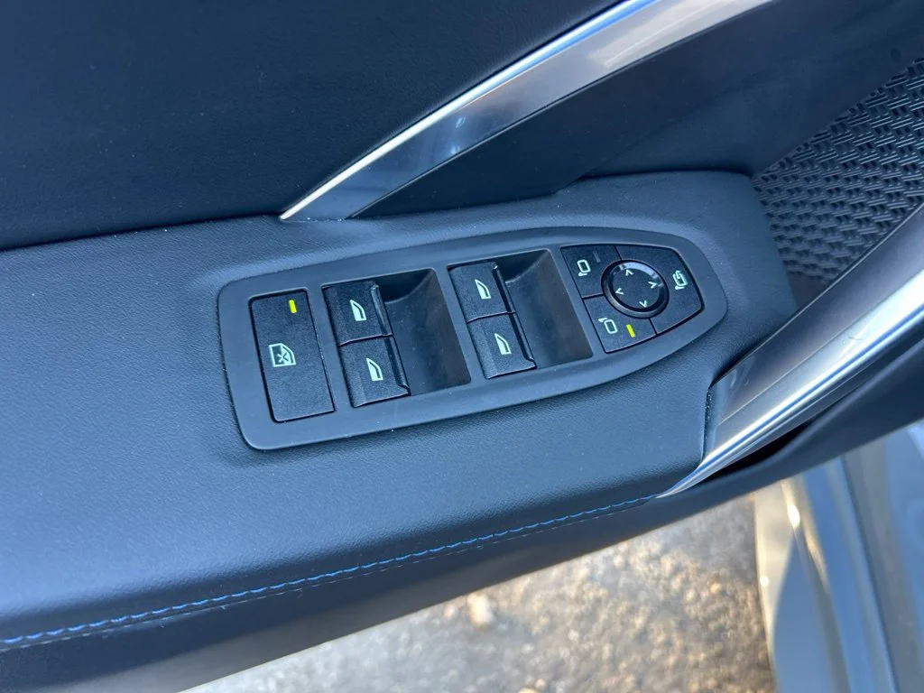 Used 2026 Gray BMW M35i image 36