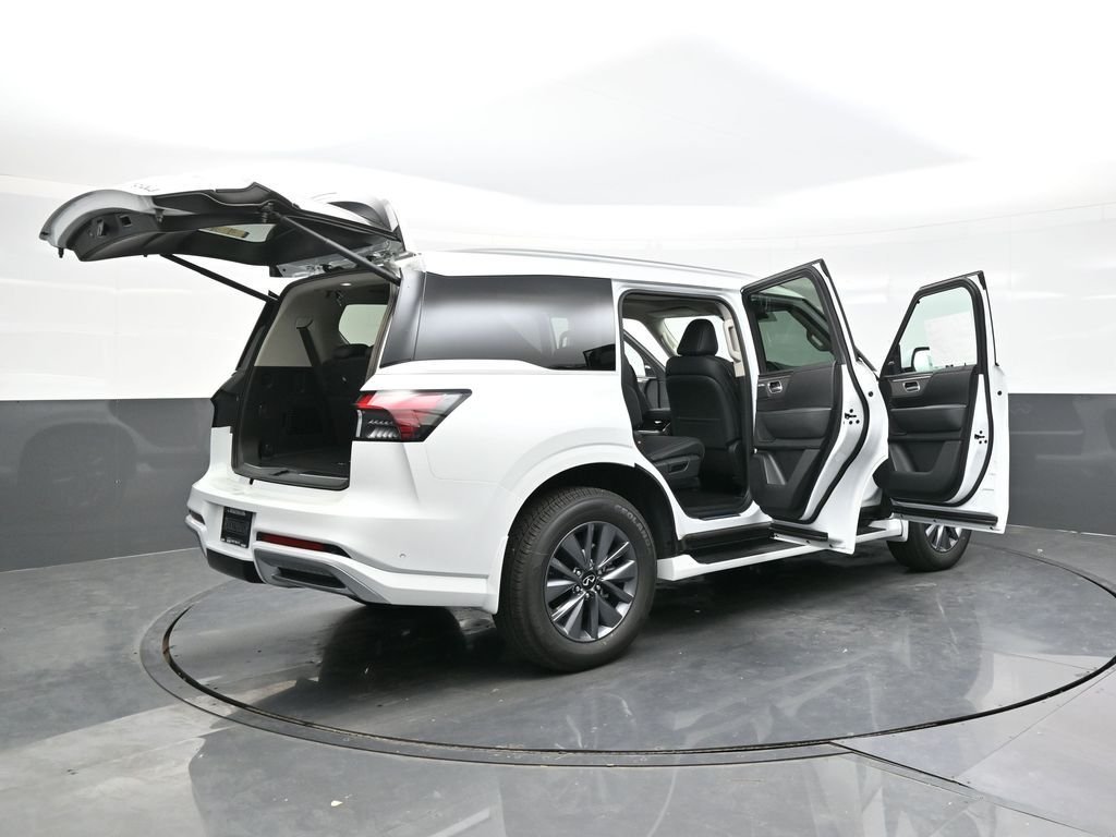 New 2026 White INFINITI PURE image 60
