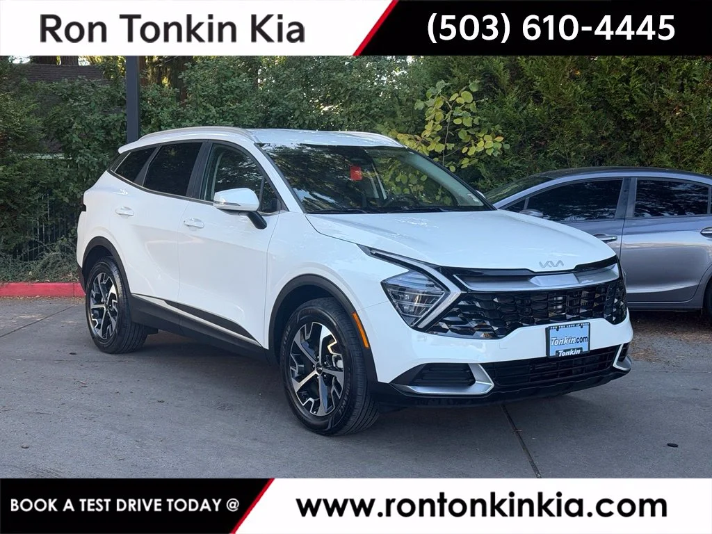 Used 2025 Snow White Pearl Kia EX image 1