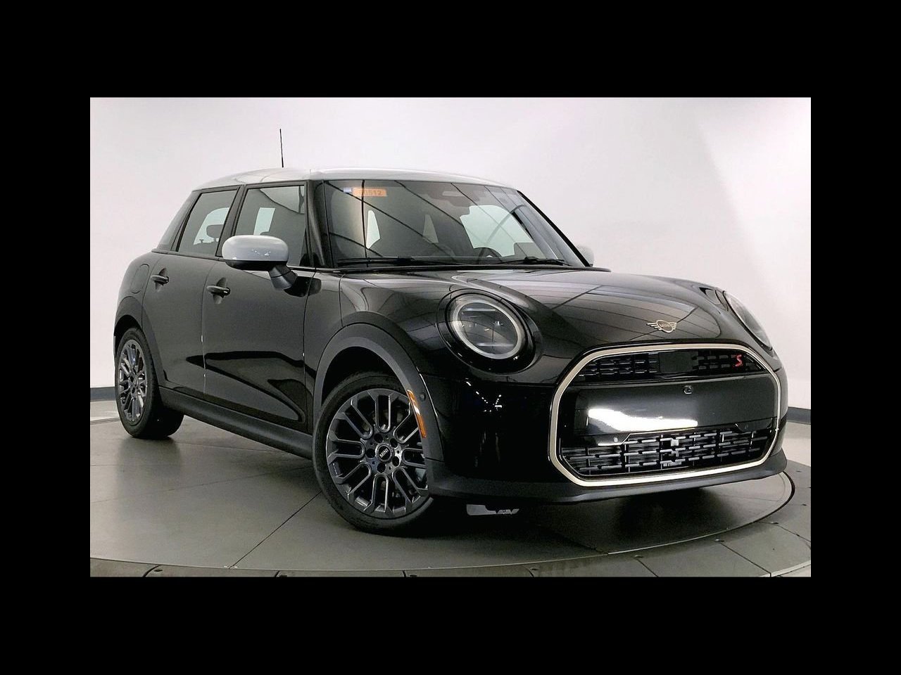 New 2026 Midnight Black II Metallic MINI ICONIC image 1