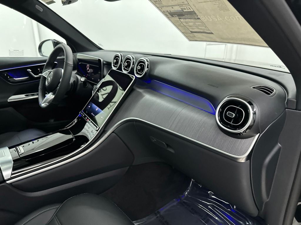New 2026 Black Mercedes-Benz GLC 300 image 26