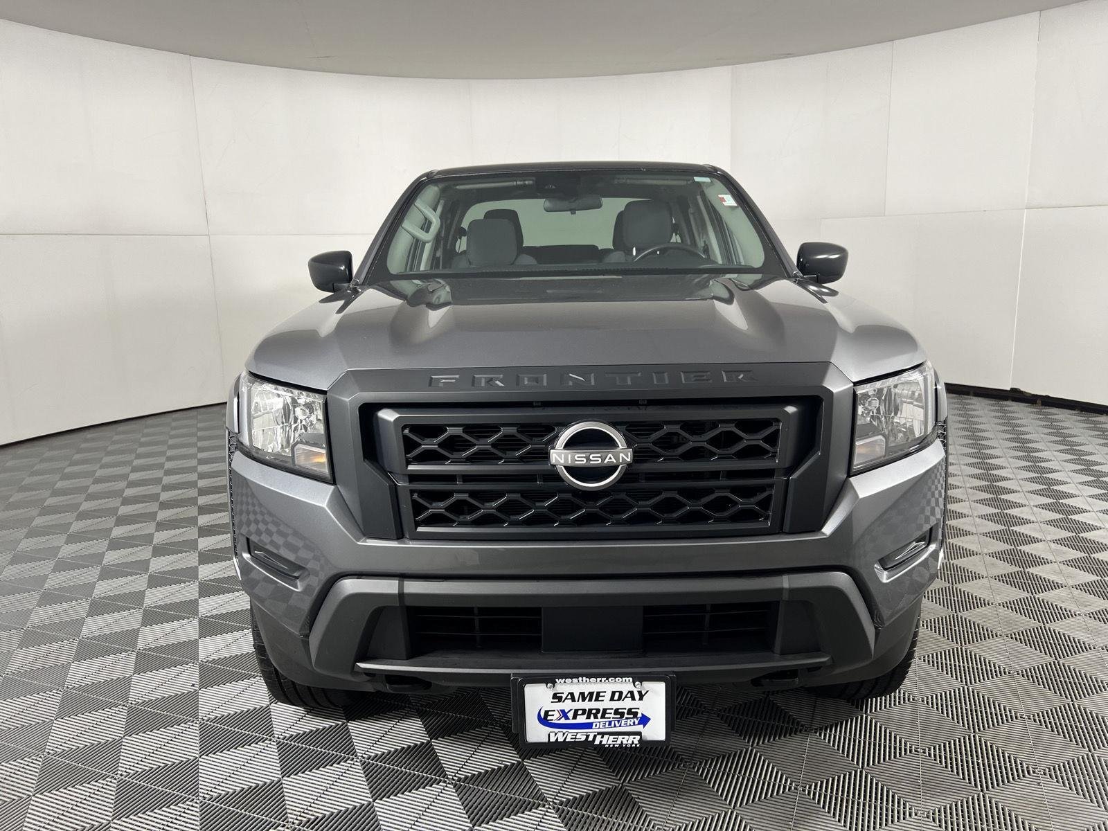 Used 2022 Gun Metallic Nissan S image 2