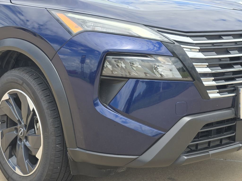 Used 2025 Blue Nissan SV image 29