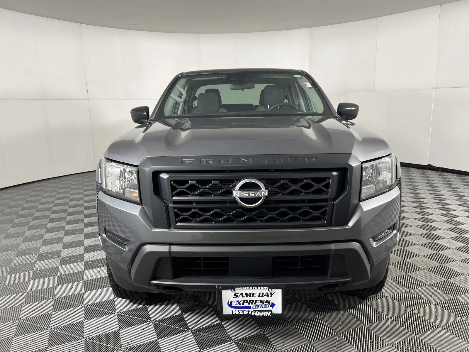 Used 2022 Gun Metallic Nissan S image 2