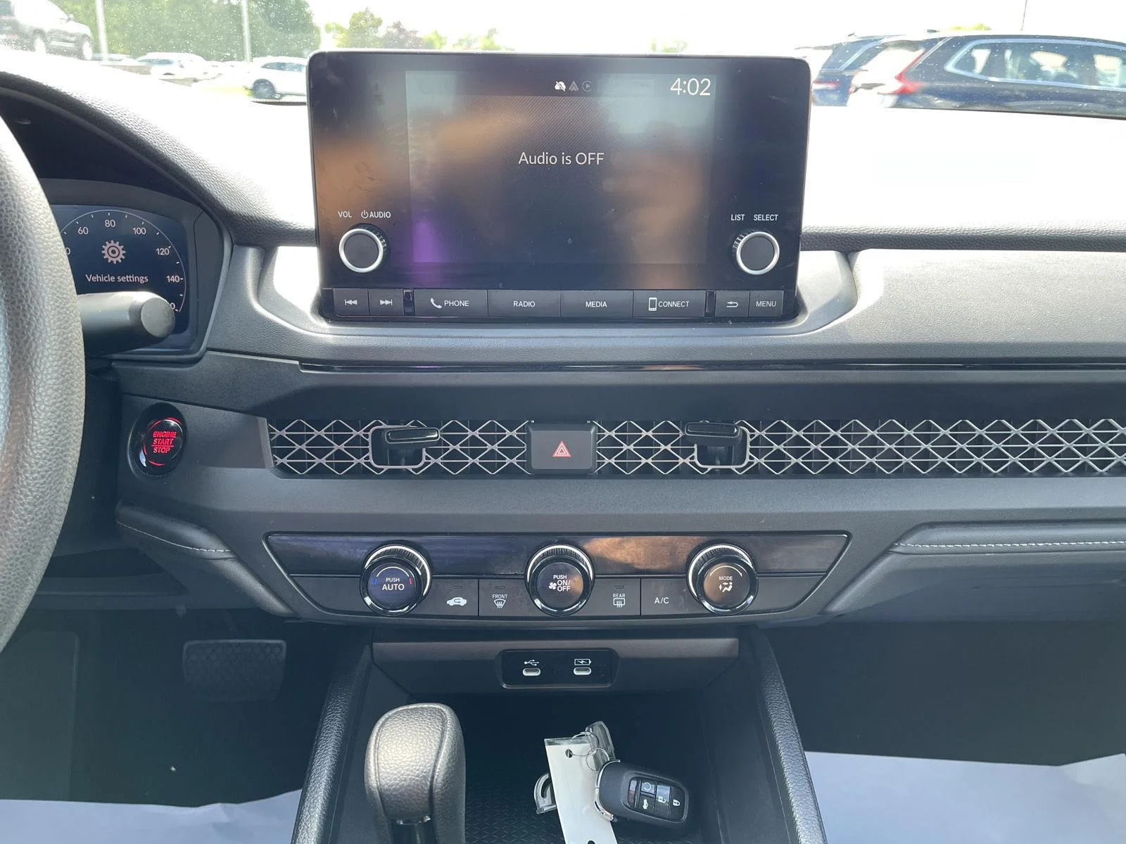 Used 2024 Meteorite Gray Metallic Honda LX image 9