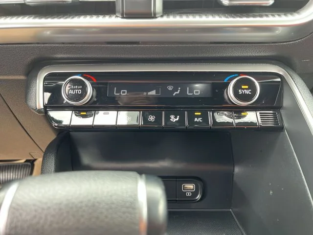 Used 2024 Black Kia GT-Line image 19