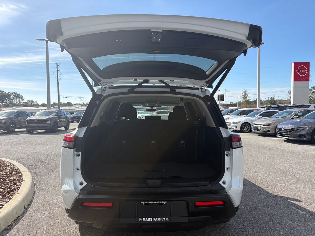 New 2026 Nissan Pathfinder SV 4D Sport Utility